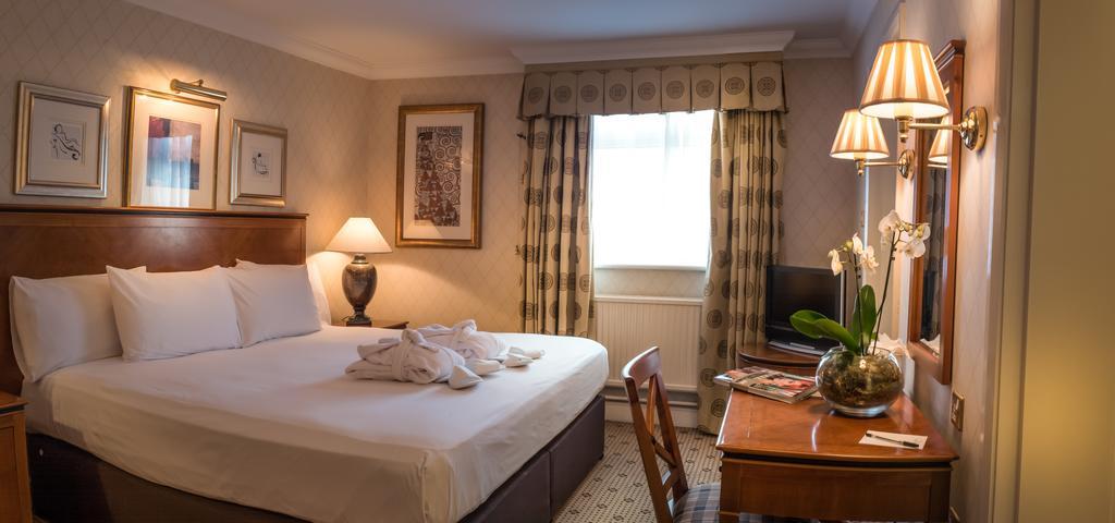 Apollo Hotel Бэйсингсток Экстерьер фото